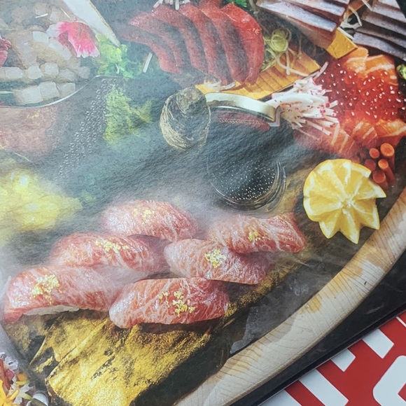 Las Vegas Weekly Best of Vegas Magazine Must-Have for Sin City Visitors! NEW! - Picture 8 of 17